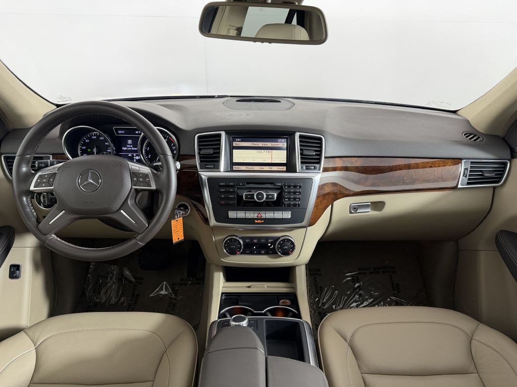 2012 Mercedes-Benz M-Class Image 12