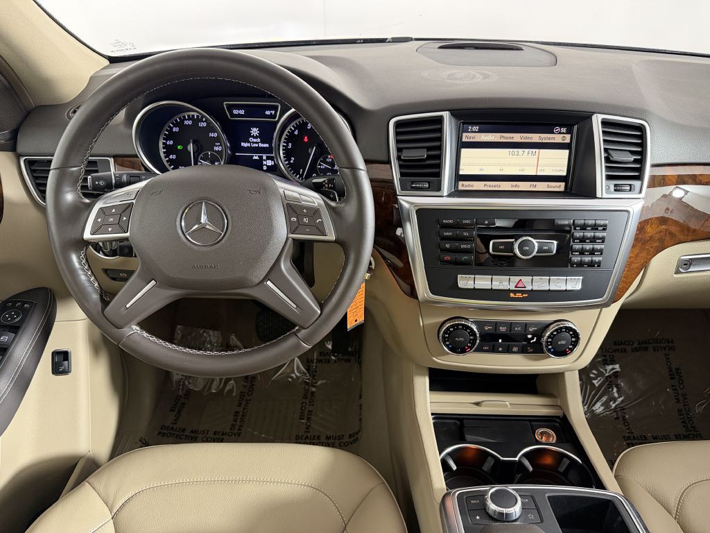 2012 Mercedes-Benz M-Class Image 13