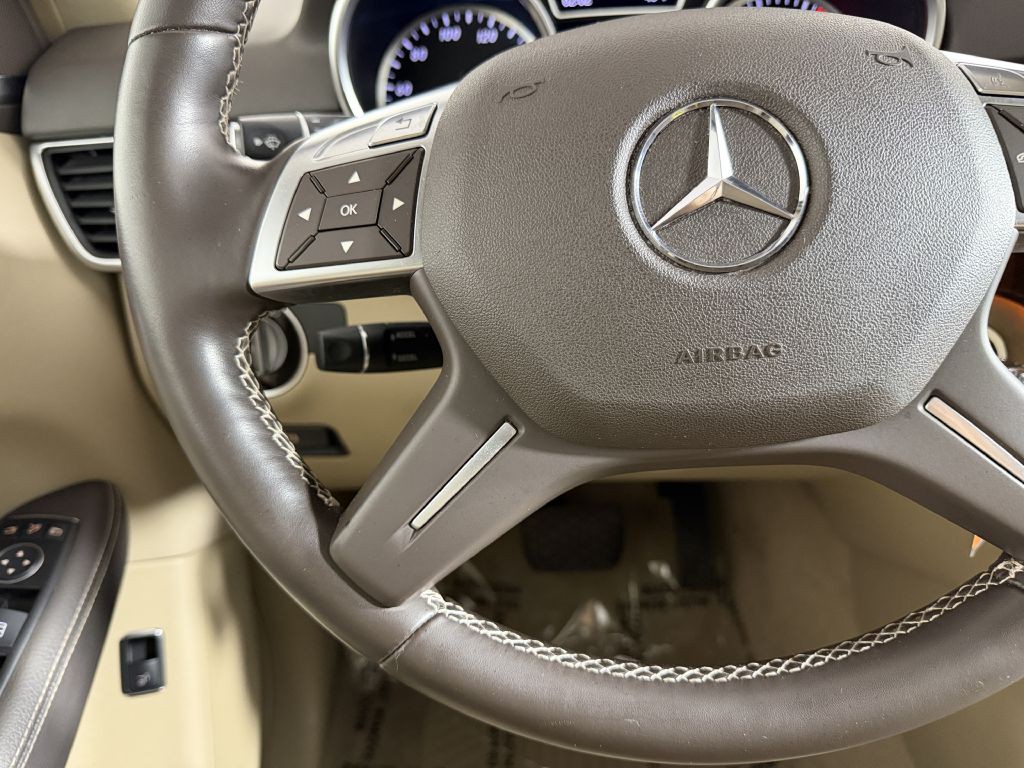2012 Mercedes-Benz M-Class Image 31