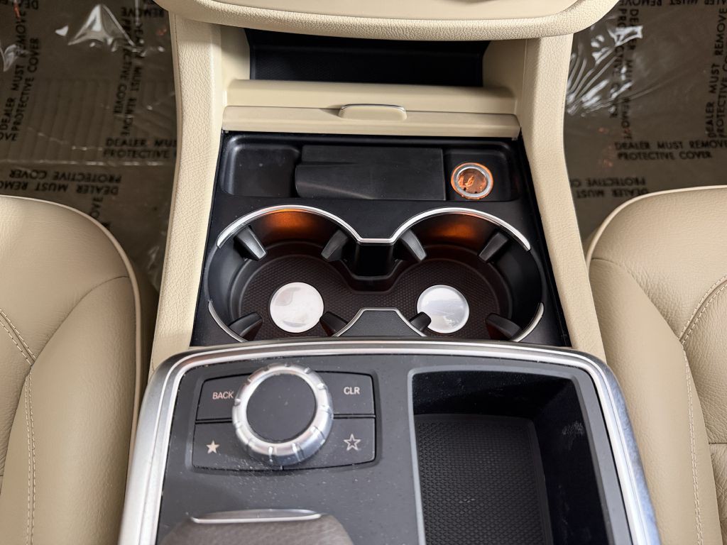 2012 Mercedes-Benz M-Class Image 33