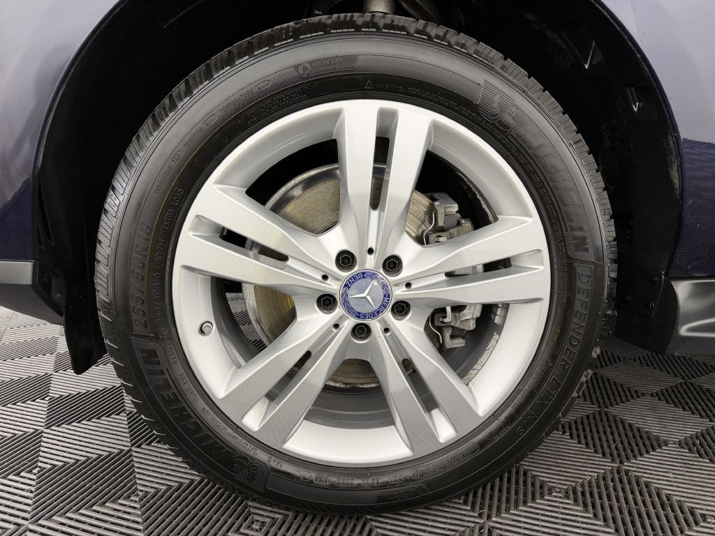 2012 Mercedes-Benz M-Class Image 35