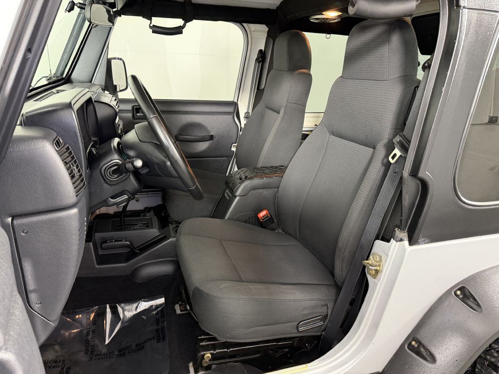 2006 Jeep Wrangler Image 12