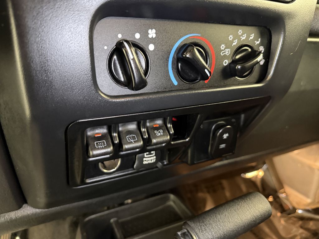 2006 Jeep Wrangler Image 23