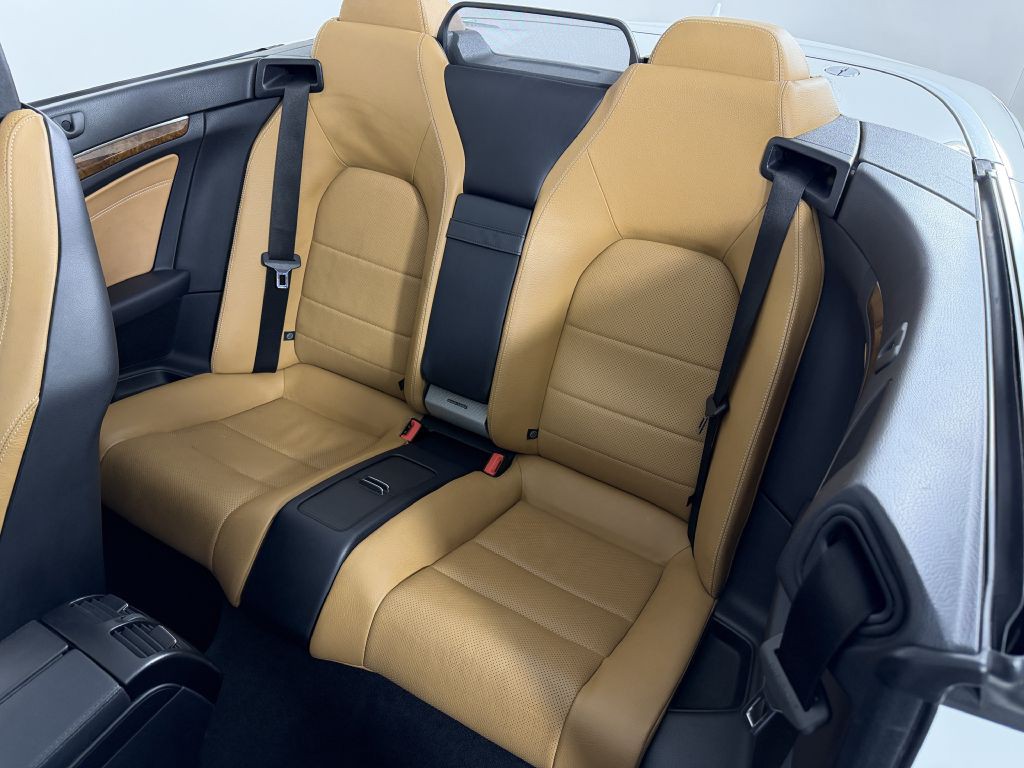 2017 Mercedes-Benz E-Class Image 17