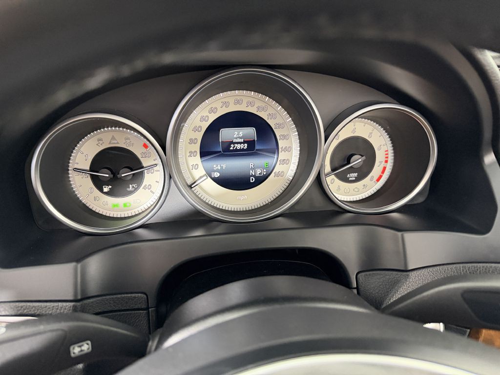 2017 Mercedes-Benz E-Class Image 23