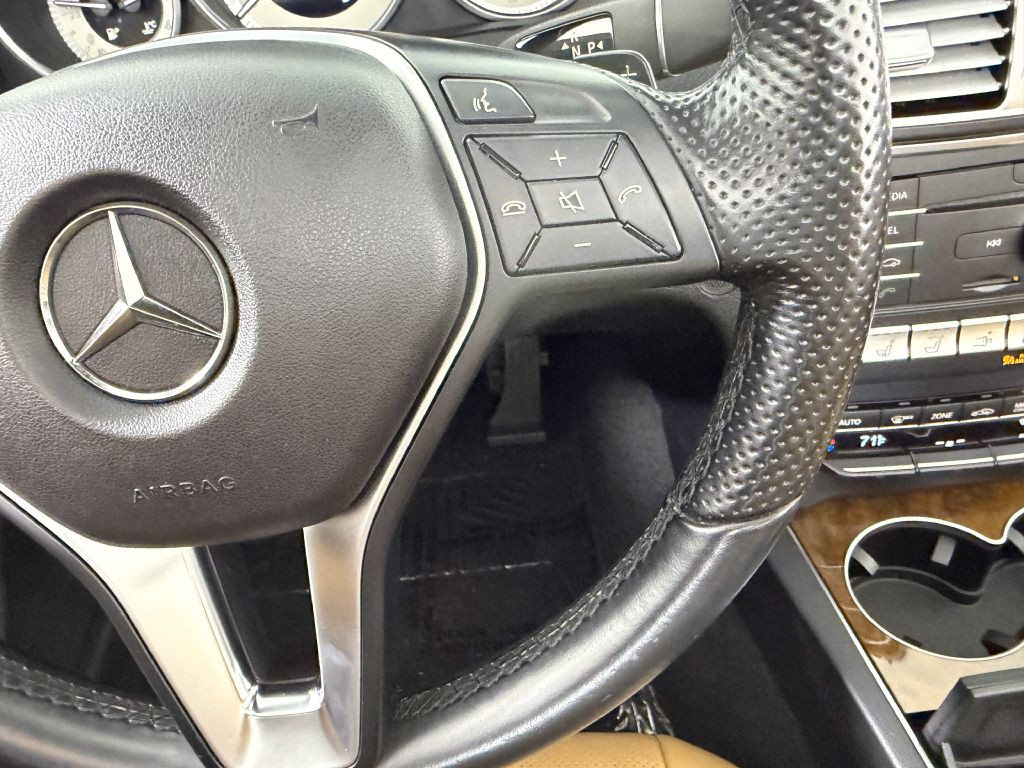 2017 Mercedes-Benz E-Class Image 24