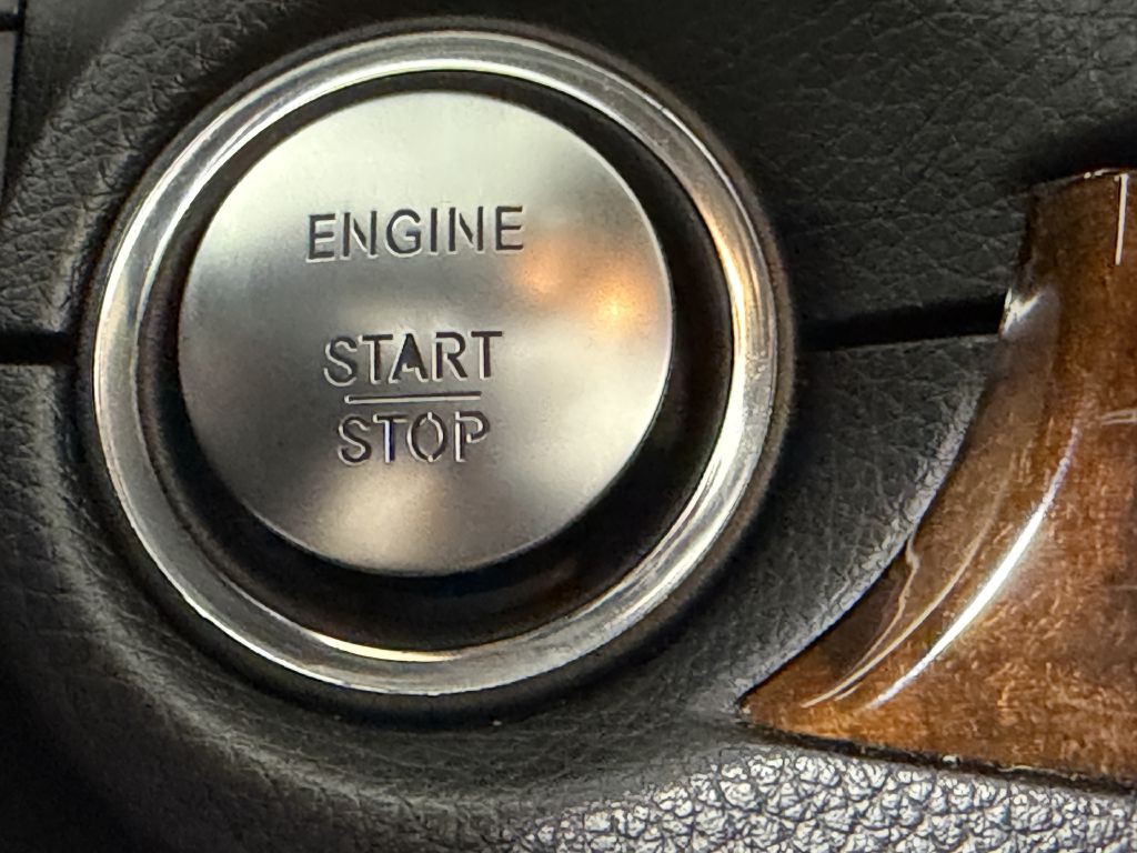 2017 Mercedes-Benz E-Class Image 26