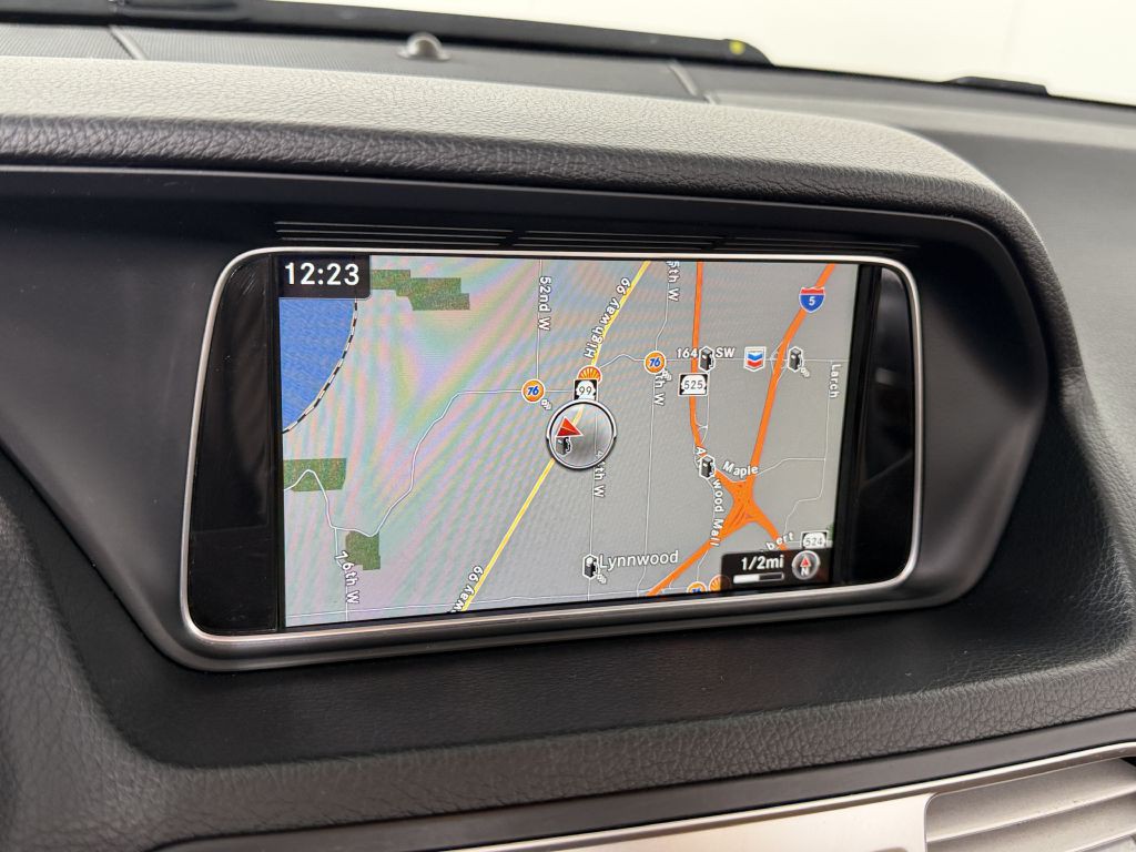 2017 Mercedes-Benz E-Class Image 27