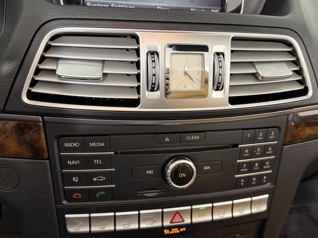 2017 Mercedes-Benz E-Class Image 30