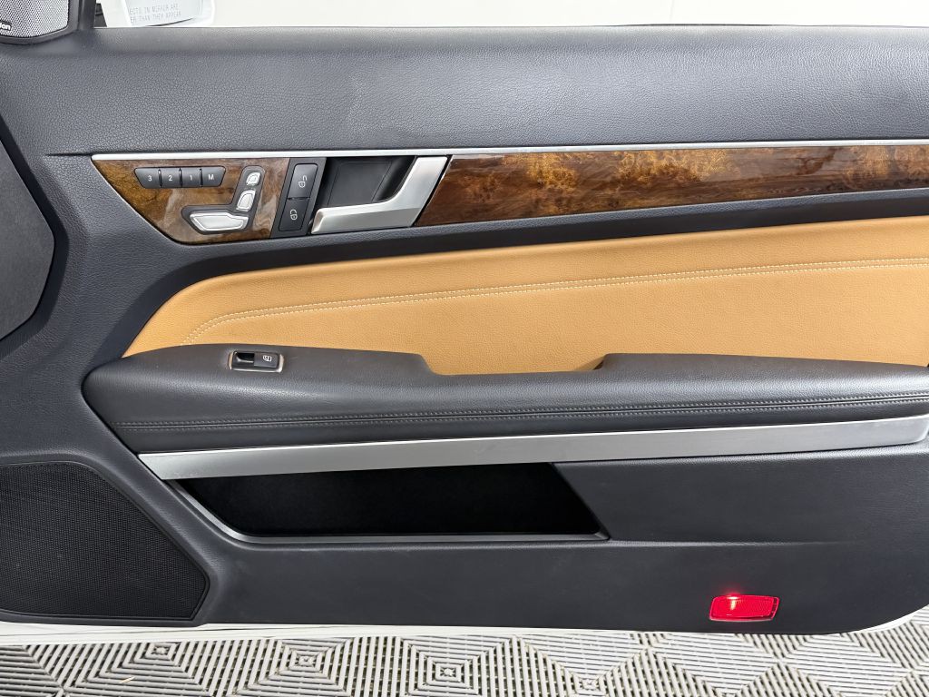 2017 Mercedes-Benz E-Class Image 36