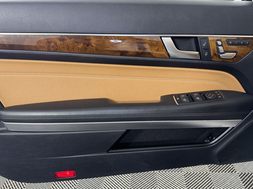 2017 Mercedes-Benz E-Class Image 39