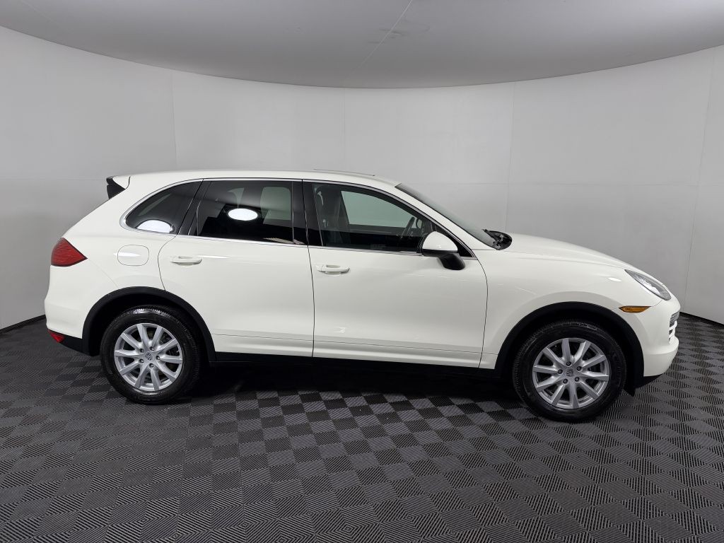 2011 Porsche Cayenne Image 4