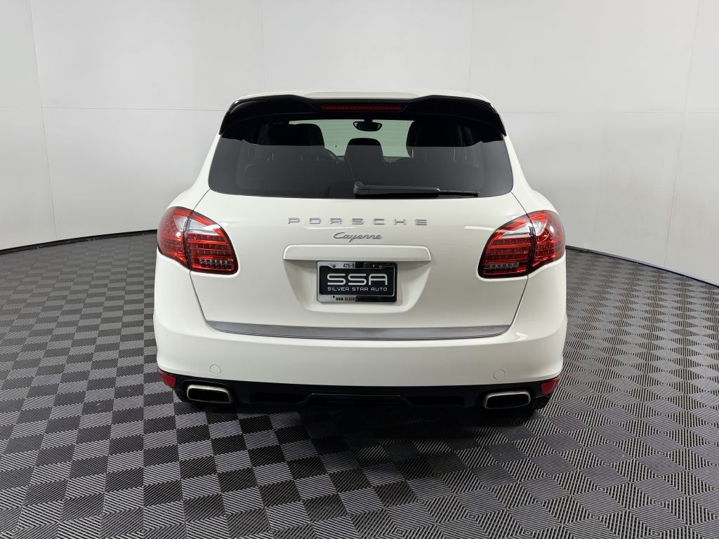2011 Porsche Cayenne Image 6