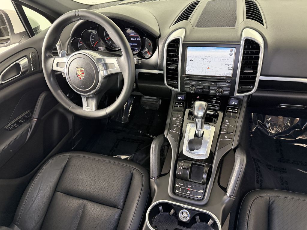 2011 Porsche Cayenne Image 14
