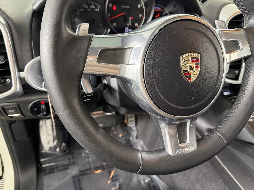 2011 Porsche Cayenne Image 21