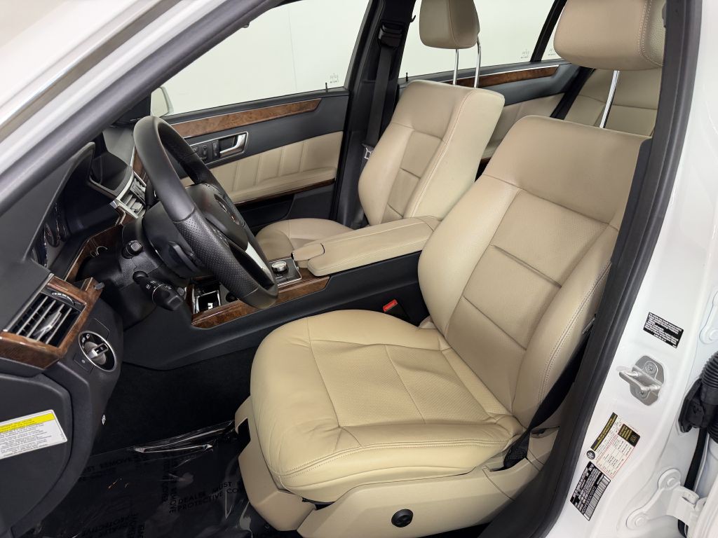 2013 Mercedes-Benz E-Class Image 11