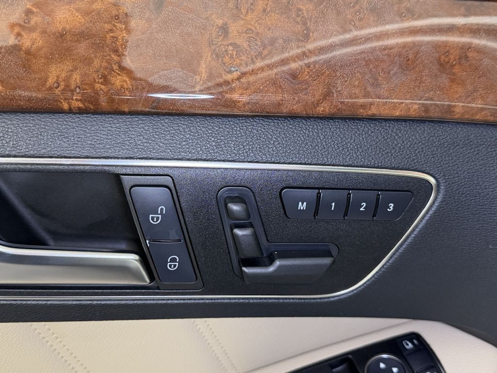 2013 Mercedes-Benz E-Class Image 32