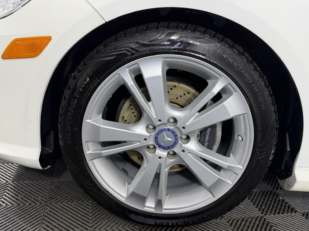 2013 Mercedes-Benz E-Class Image 36