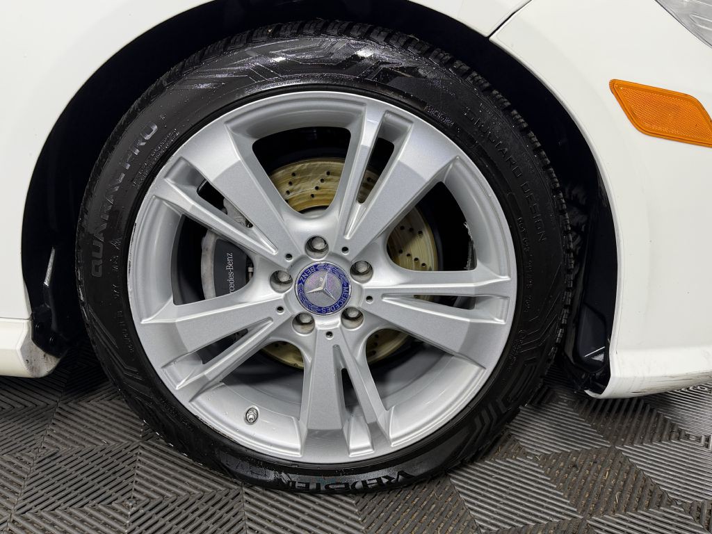 2013 Mercedes-Benz E-Class Image 37