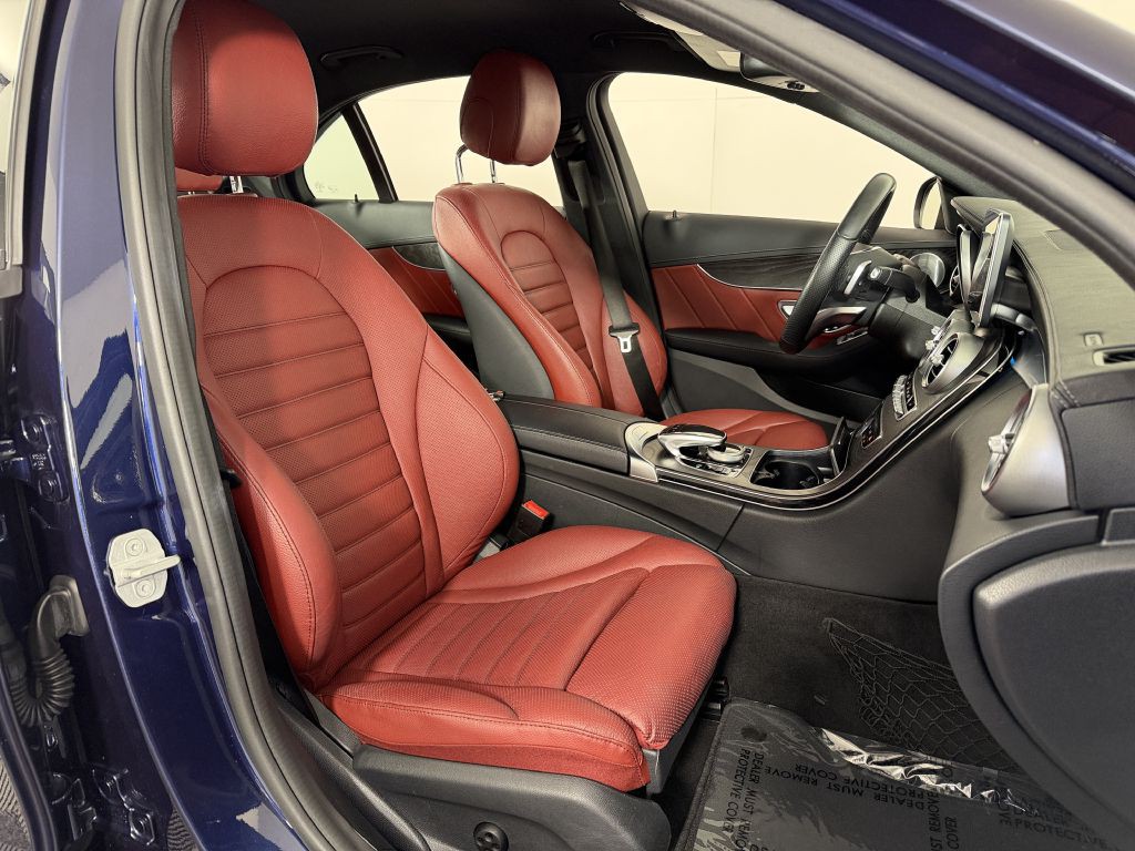 2015 Mercedes-Benz C-Class Image 14