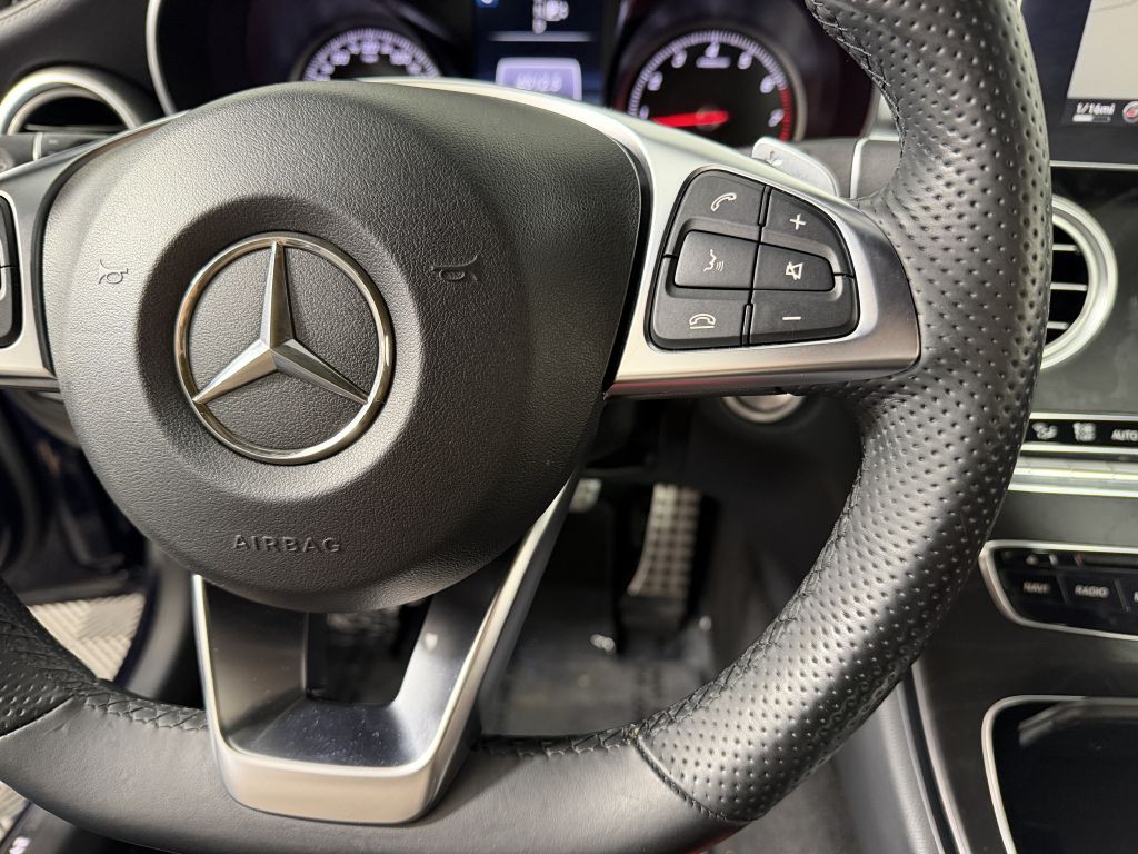 2015 Mercedes-Benz C-Class Image 28