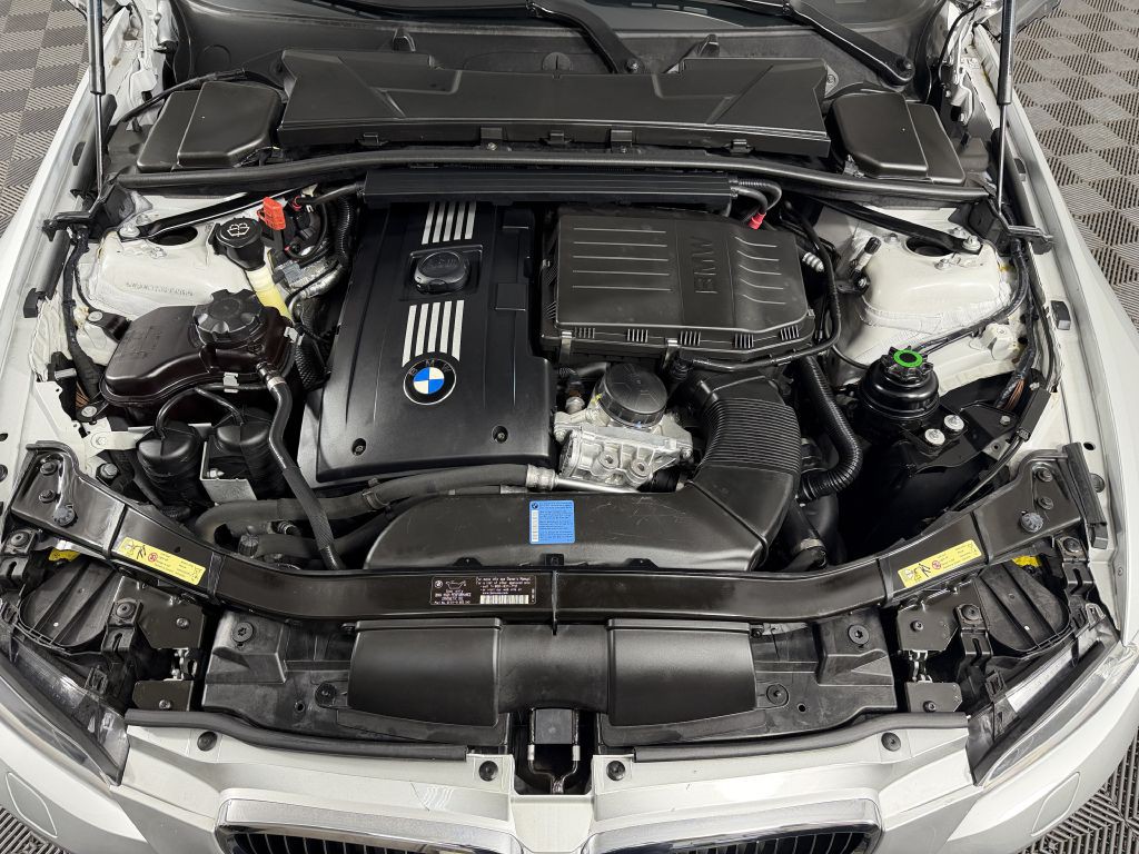 2008 BMW 3 Series Image 37