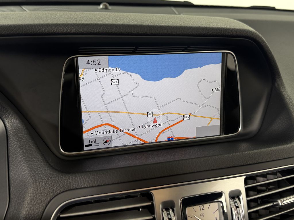 2014 Mercedes-Benz E-Class Image 21