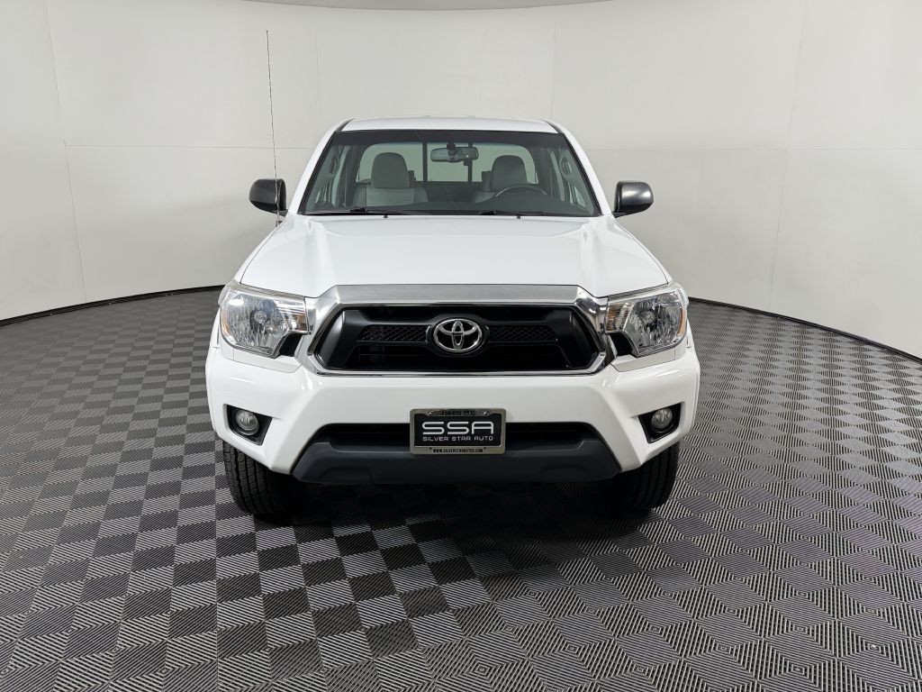 2013 Toyota Tacoma Image 2