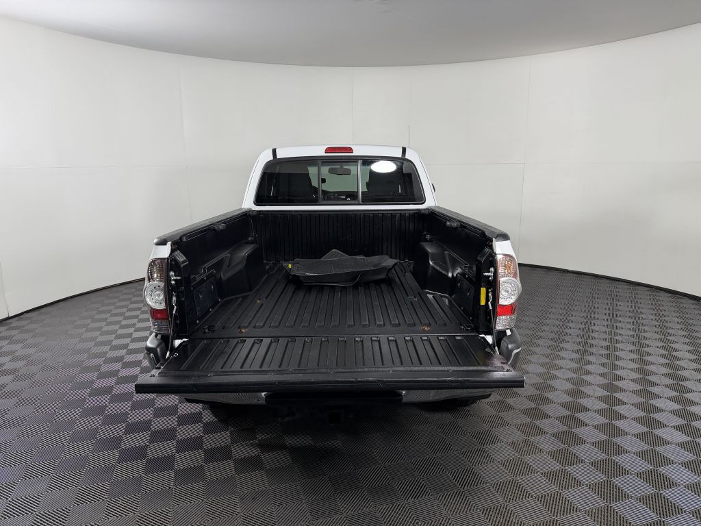 2013 Toyota Tacoma Image 5