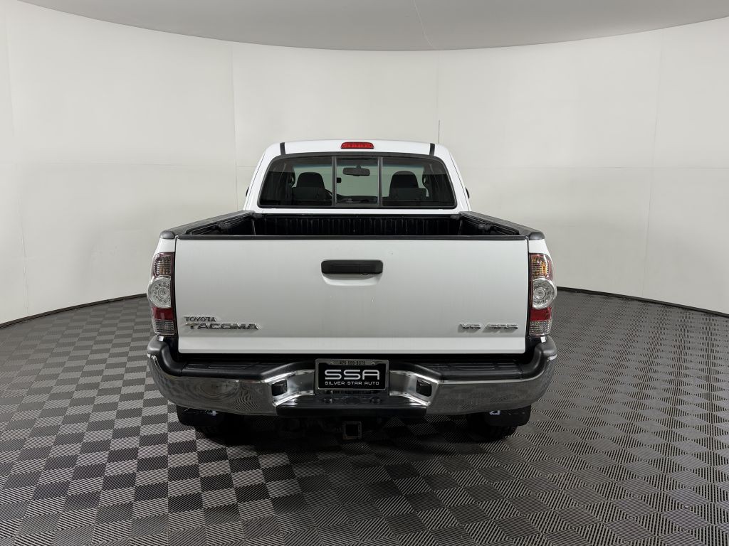 2013 Toyota Tacoma Image 8