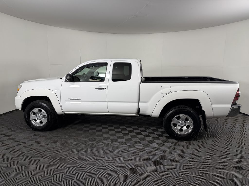 2013 Toyota Tacoma Image 10