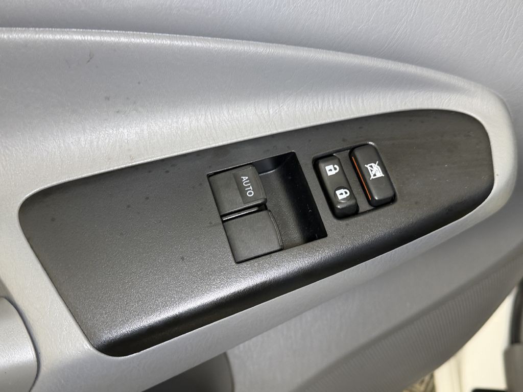 2013 Toyota Tacoma Image 20