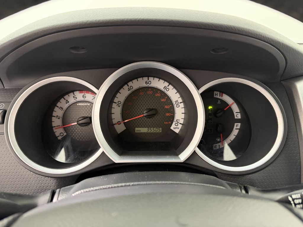 2013 Toyota Tacoma Image 28