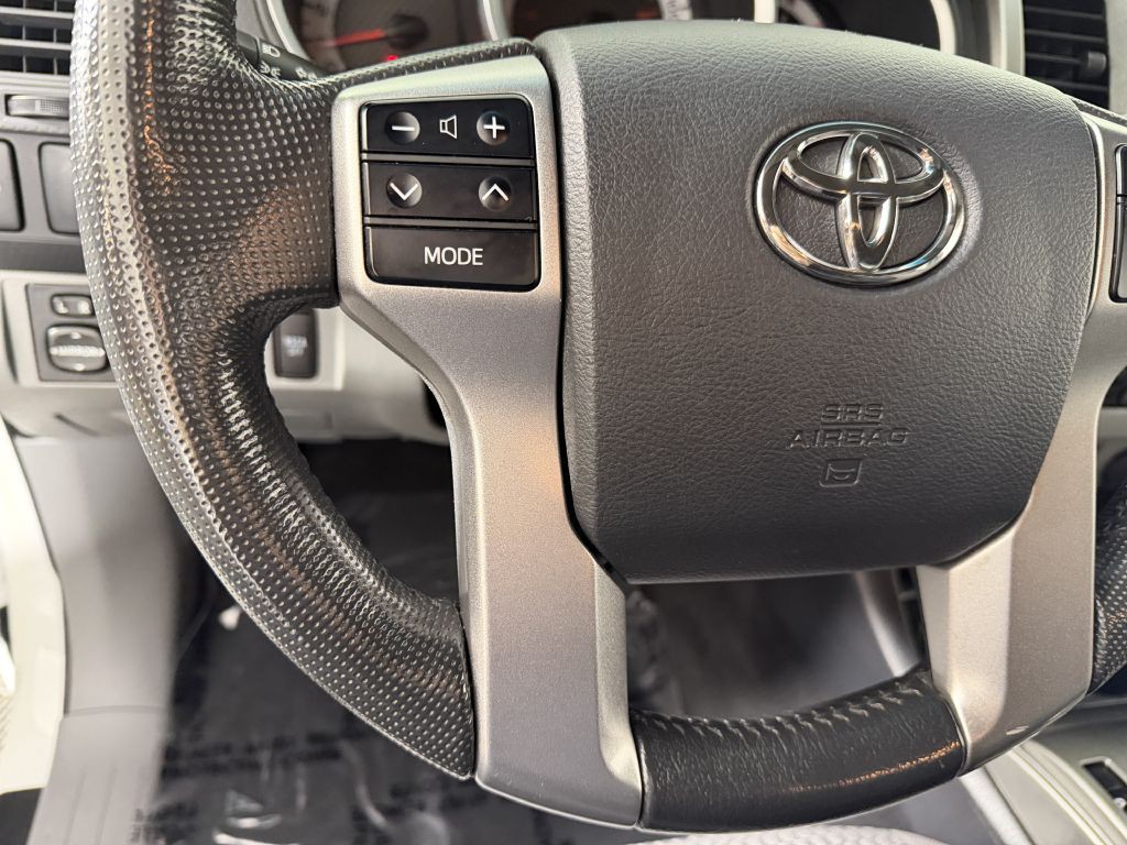 2013 Toyota Tacoma Image 30