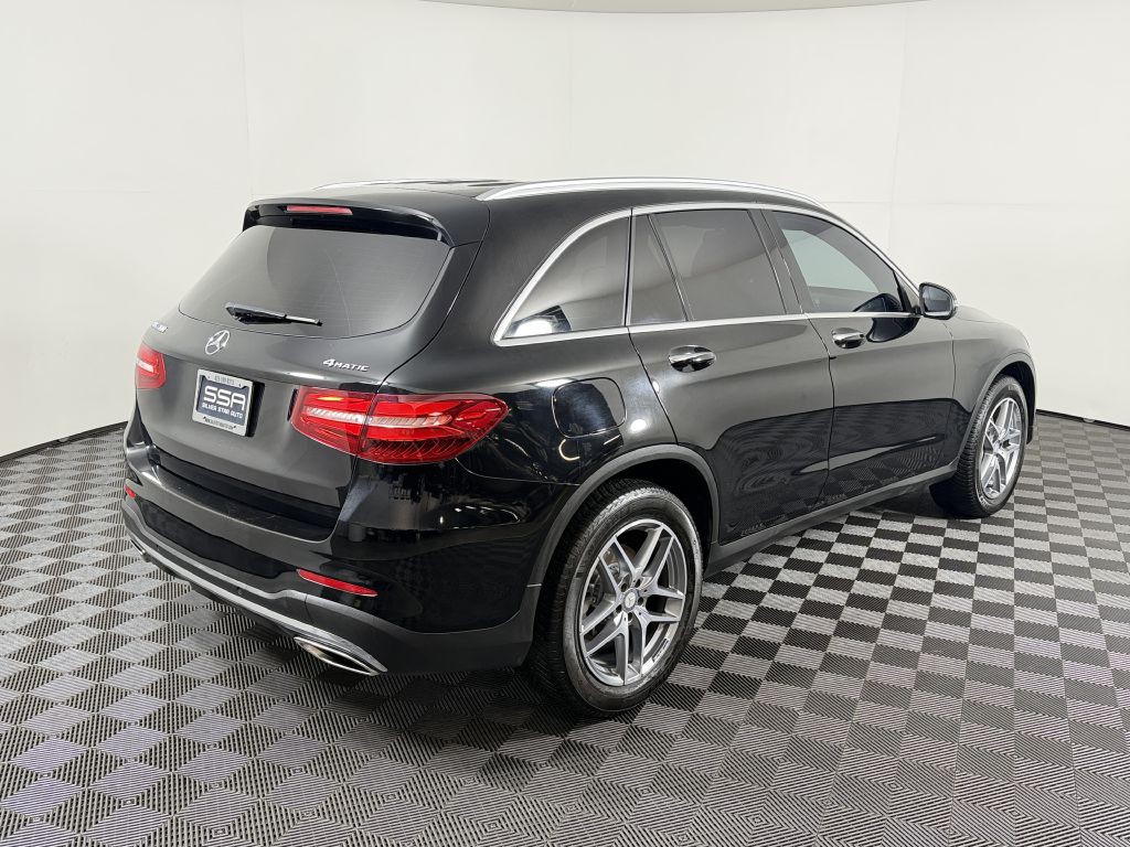 2017 Mercedes-Benz GLC-Class Image 5