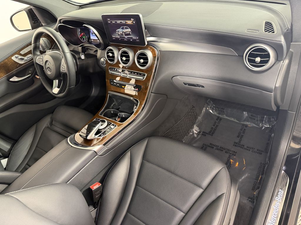 2017 Mercedes-Benz GLC-Class Image 20