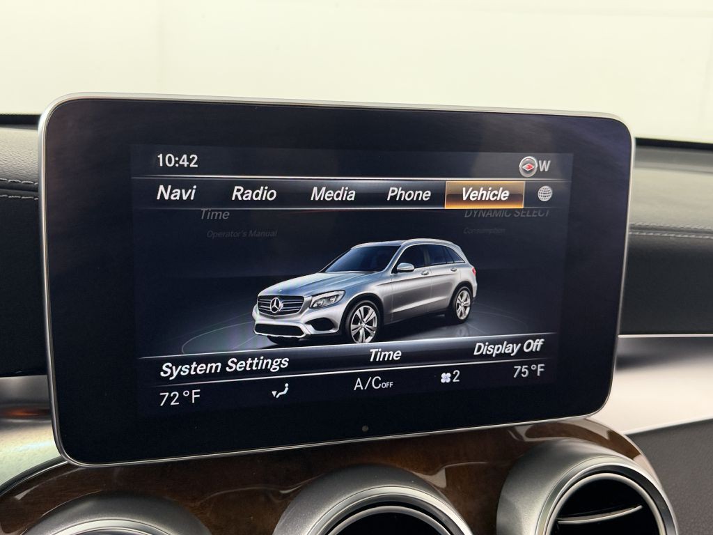 2017 Mercedes-Benz GLC-Class Image 33