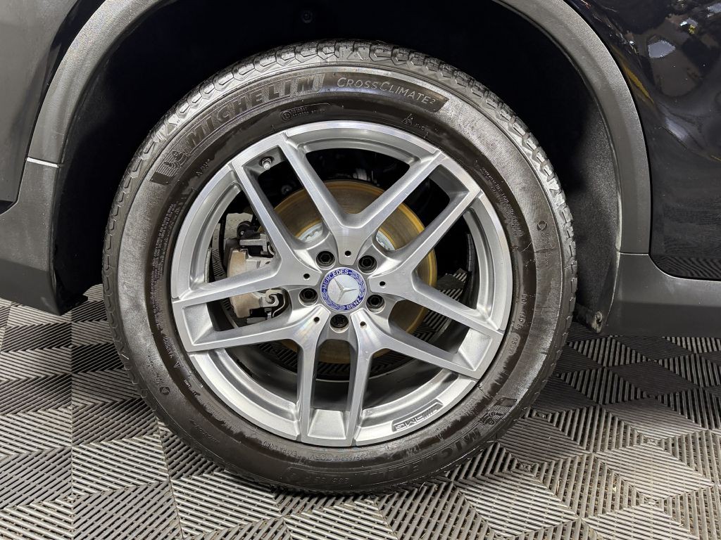 2017 Mercedes-Benz GLC-Class Image 41