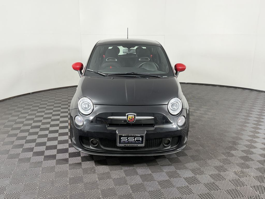 2013 FIAT 500 Image 2
