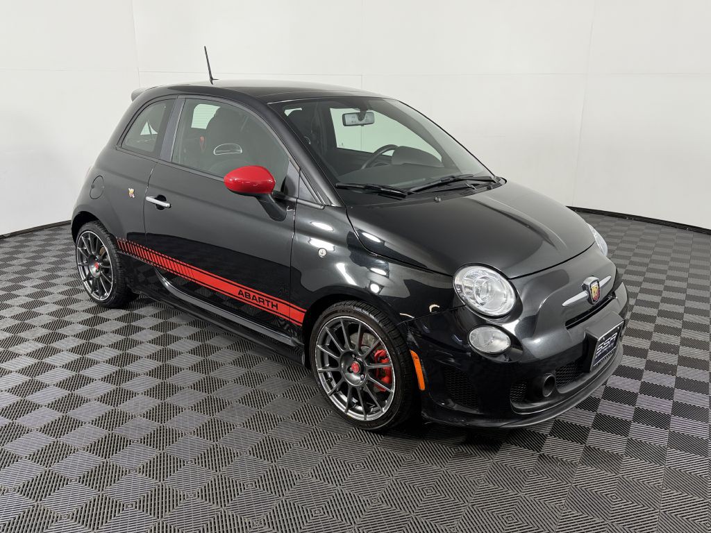 2013 FIAT 500 Image 4