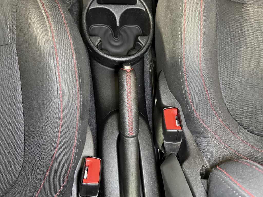 2013 FIAT 500 Image 26