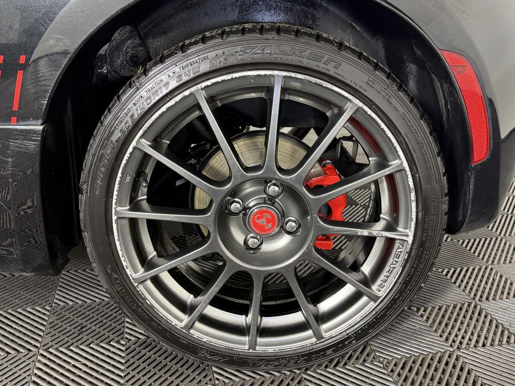 2013 FIAT 500 Image 37