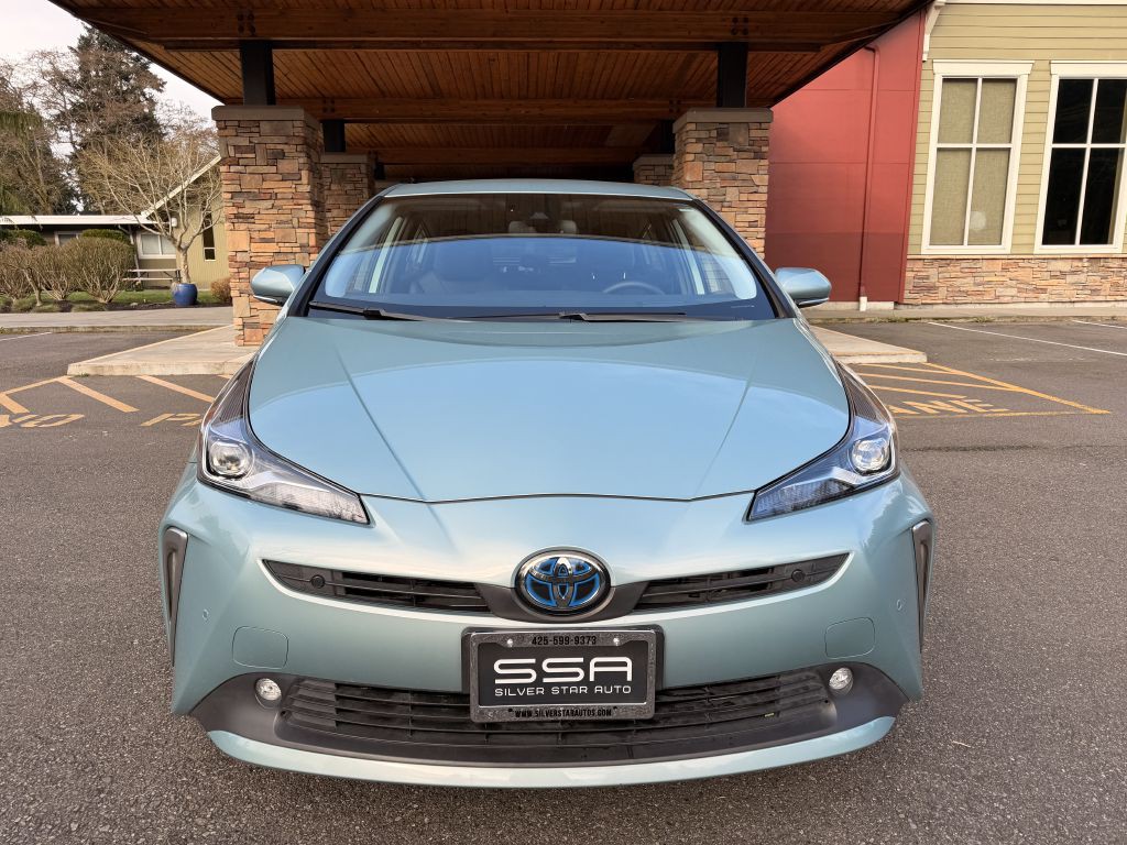 2021 Toyota Prius Image 2