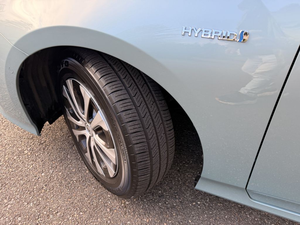 2021 Toyota Prius Image 12