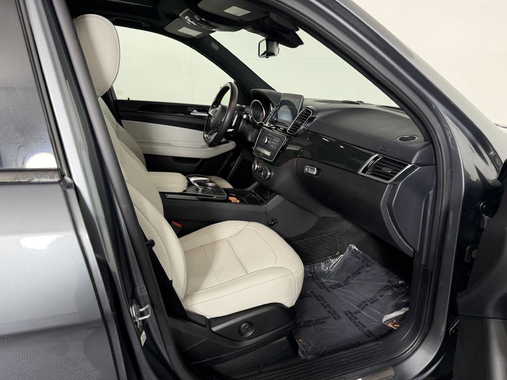 2019 Mercedes-Benz GLE-Class Image 23