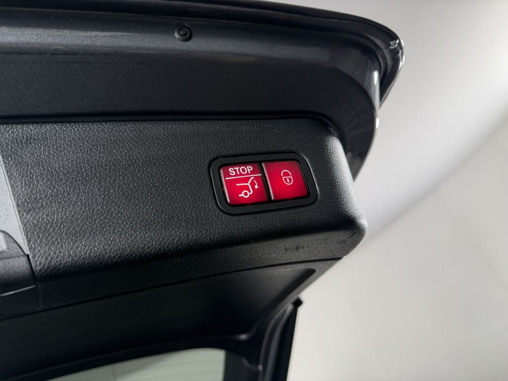 2019 Mercedes-Benz GLE-Class Image 38