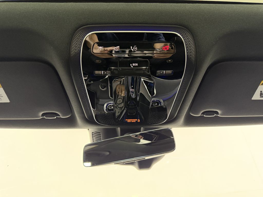 2023 Mercedes-Benz C-Class Image 40