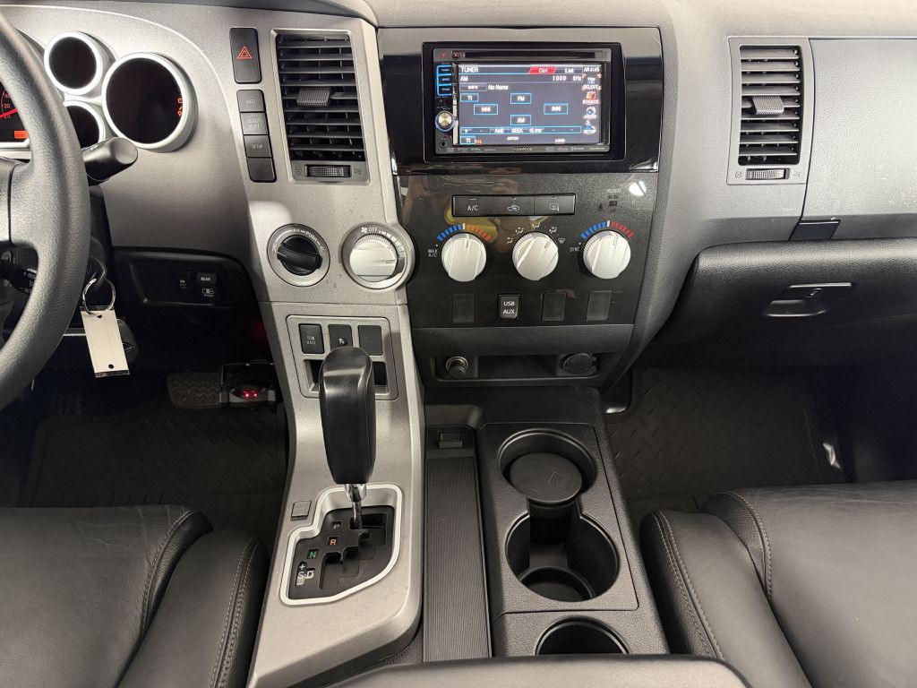 2010 Toyota Tundra Image 25