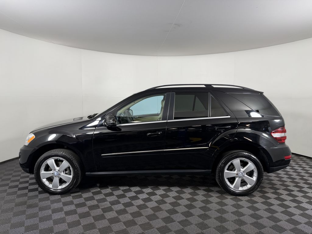 2011 Mercedes-Benz M-Class Image 11