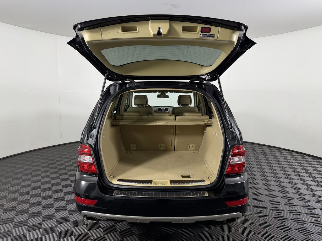 2011 Mercedes-Benz M-Class Image 12